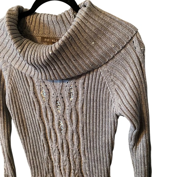 ROZ & ALI Gray Ribbed Metallic Cowl Neck Sequin Accent Sweater Size M - Picture 7 of 11